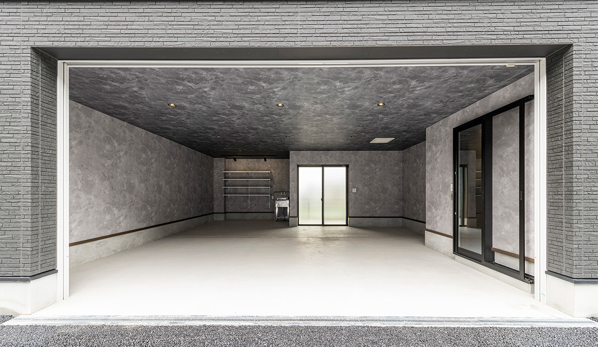 愛知県岩倉市の新築賃貸ガレージハウス/ビルトインガレージ付きメゾネット賃貸アパート「HC-G Iwakura」B棟ガレージ写真