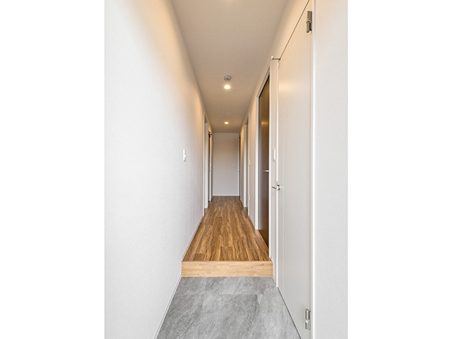 名古屋市瑞穂区豊岡通の新築賃貸マンション「Casa Via(カーサビア)」玄関