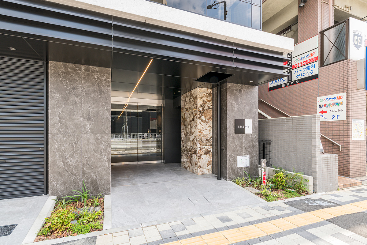 名古屋市瑞穂区豊岡通の新築賃貸マンション「Casa Via(カーサビア)」エントランス