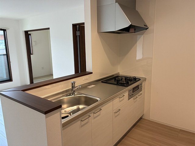 愛知県あま市の新築賃貸ガレージハウス「G+COLOR木田」A棟キッチン