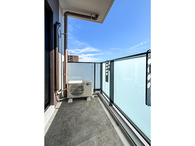 名古屋市瑞穂区弥富通の新築賃貸マンション「BLESTON COURT MIZUHOUNDOJOHIGASHI」バルコニー